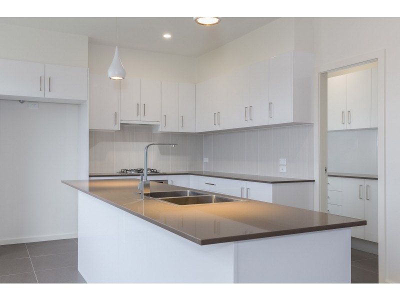 14 Carlyle Close, Dapto NSW 2530