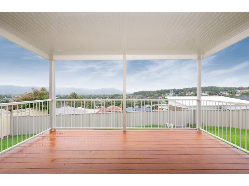 14 Carlyle Close, Dapto NSW 2530