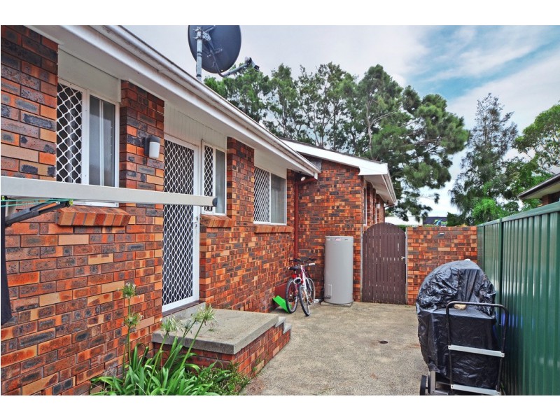 2/36 Roberts Avenue, Barrack Heights NSW 2528