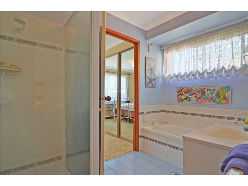 5 Carvie Close, Shellharbour NSW 2529