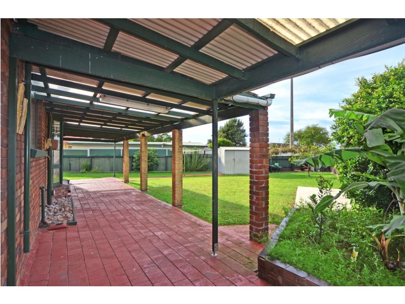 127 Pur Pur Avenue, Lake Illawarra NSW 2528