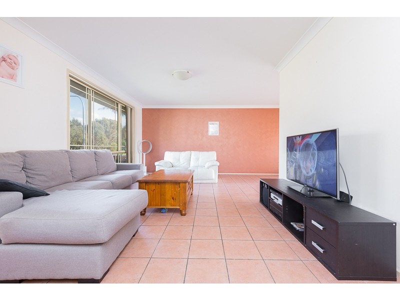 8 The Billabong, Albion Park NSW 2527