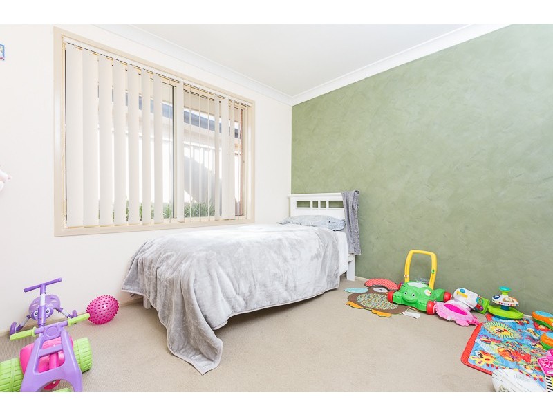 8 The Billabong, Albion Park NSW 2527