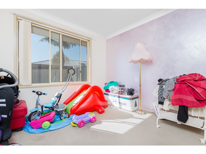 8 The Billabong, Albion Park NSW 2527