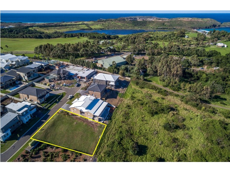12 Lakelands Close, Shell Cove NSW 2529
