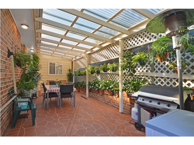 1/2 Kianga Close, Flinders NSW 2529