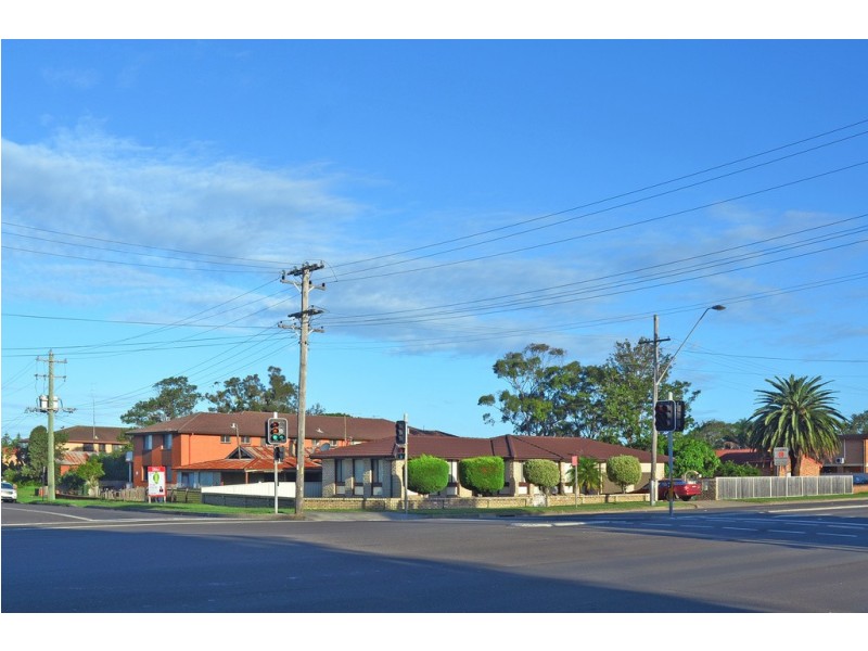 71 Pur Pur Avenue, Lake Illawarra NSW 2528