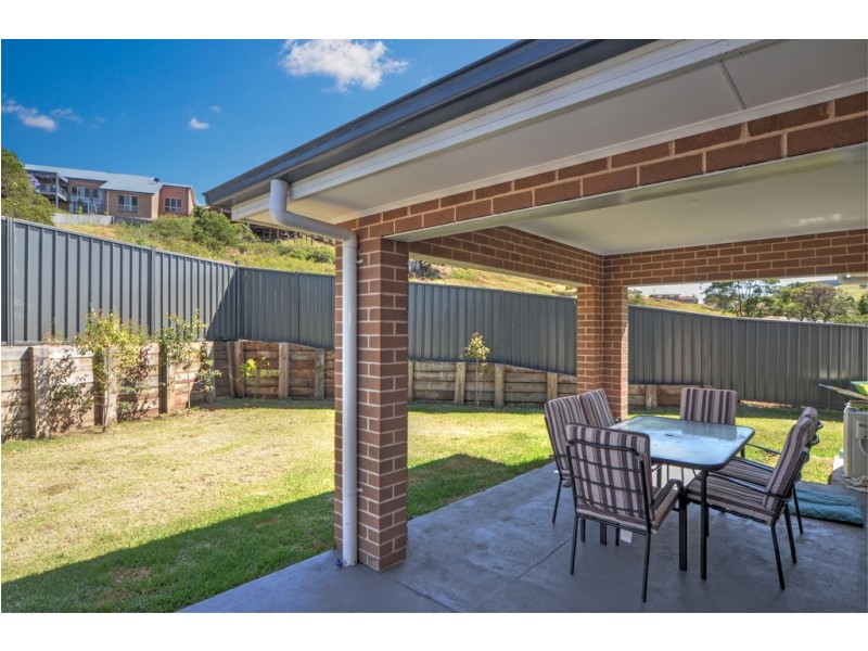 5 Narriah Place, Berkeley NSW 2506