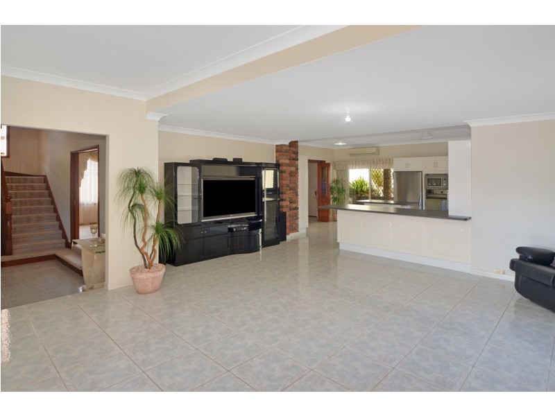 151 Lake Entrance Road, Barrack Heights NSW 2528