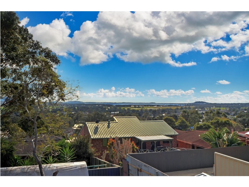 21 Scenic Crescent, Albion Park NSW 2527