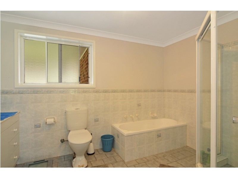 48 Ulster Avenue, Warilla NSW 2528