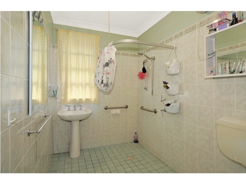 28 Alcoomie Crescent, Koonawarra NSW 2530