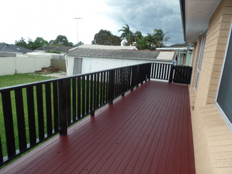 15 O’ Connell, Barrack Heights NSW 2528