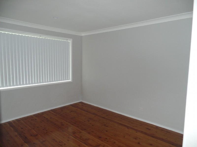 15 O’ Connell, Barrack Heights NSW 2528