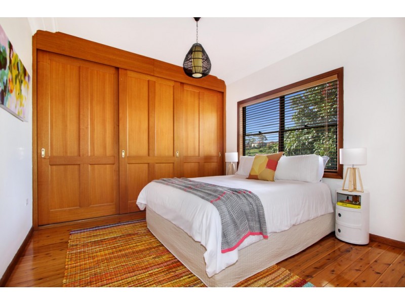 40 Denise Street, Lake Heights NSW 2502