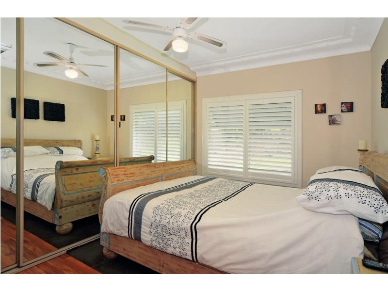 5 Claremont Avenue, Lake Heights NSW 2502