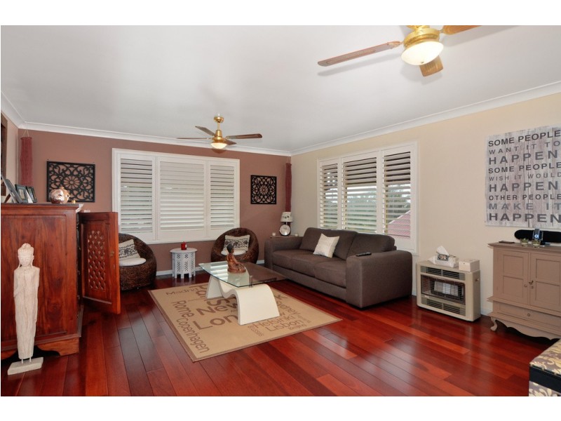 5 Claremont Avenue, Lake Heights NSW 2502