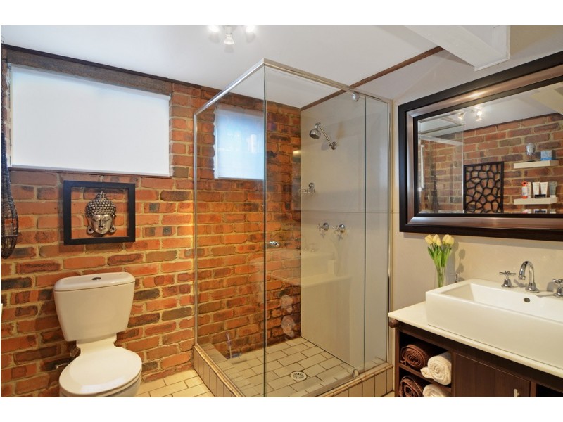 5 Claremont Avenue, Lake Heights NSW 2502