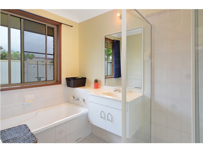 13B Kruger Avenue, Windang NSW 2528