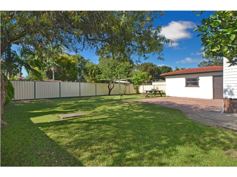 50 McCabe Street, Warilla NSW 2528
