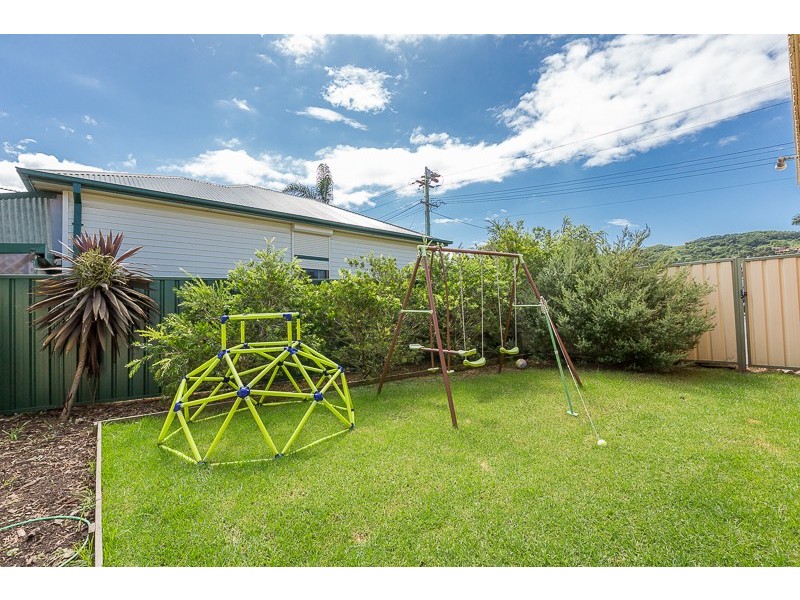 1 Nannawilli Street, Berkeley NSW 2506