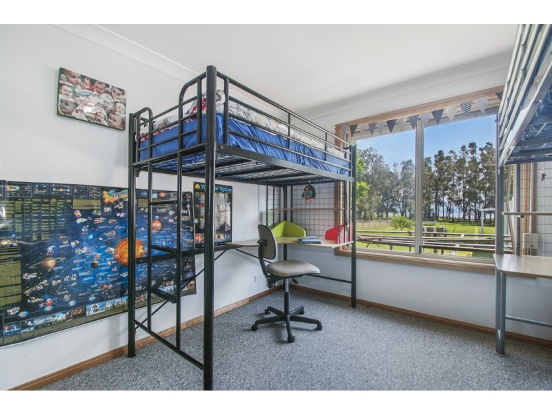 132 Windang Road, Primbee NSW 2502