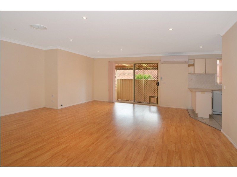 1/6 Panbula Place, Flinders NSW 2529