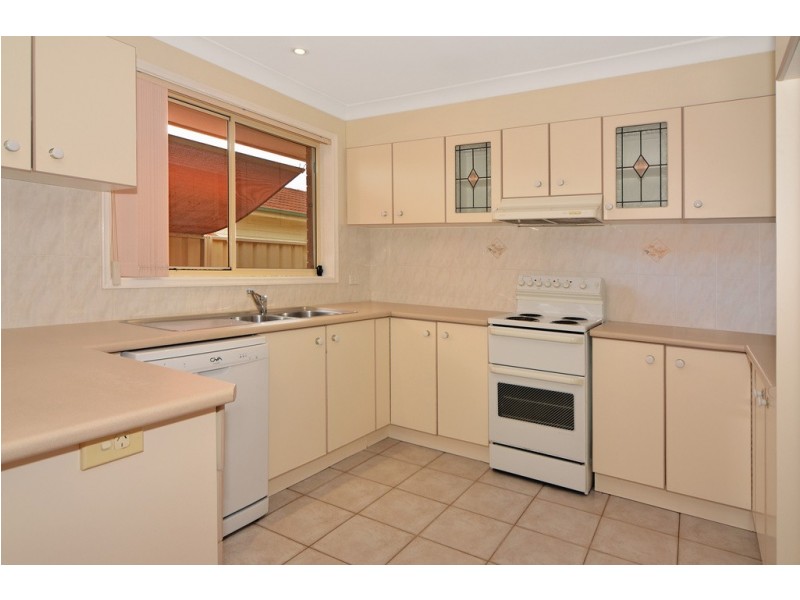 1/6 Panbula Place, Flinders NSW 2529