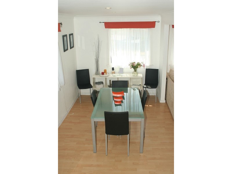 2 Barnes Street, Warilla NSW 2528