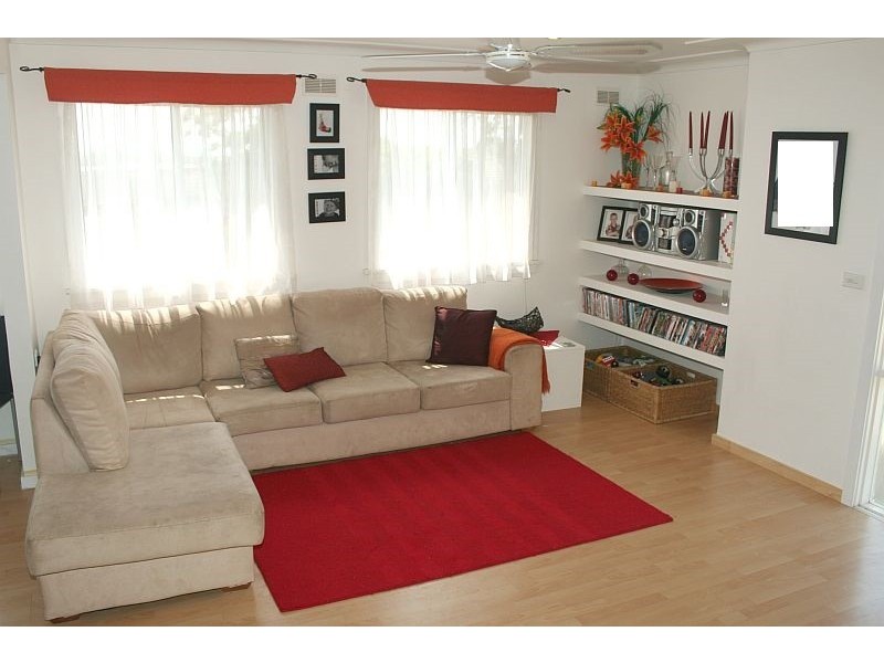 2 Barnes Street, Warilla NSW 2528