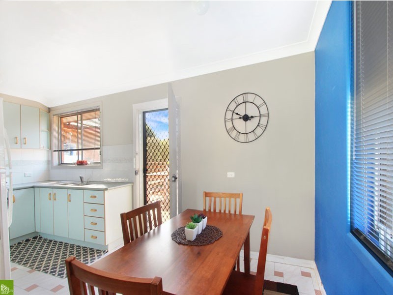 6 Roycroft Avenue, Mount Warrigal NSW 2528