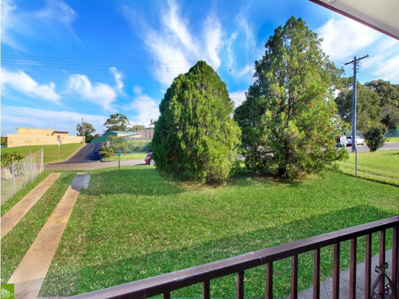 6 Roycroft Avenue, Mount Warrigal NSW 2528
