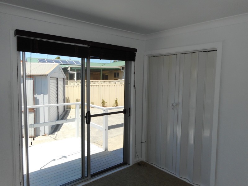 8 Barrack Avenue, Barrack Heights NSW 2528