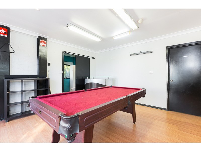 90 Leawarra Avenue, Barrack Heights NSW 2528