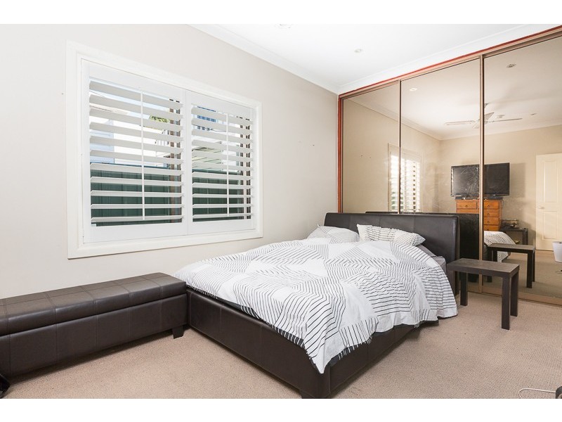 90 Leawarra Avenue, Barrack Heights NSW 2528