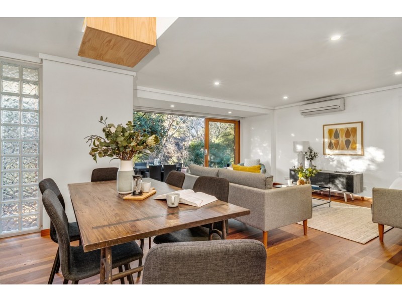 8 Dugdale Street, Cook ACT 2614