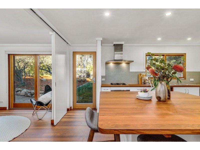 8 Dugdale Street, Cook ACT 2614