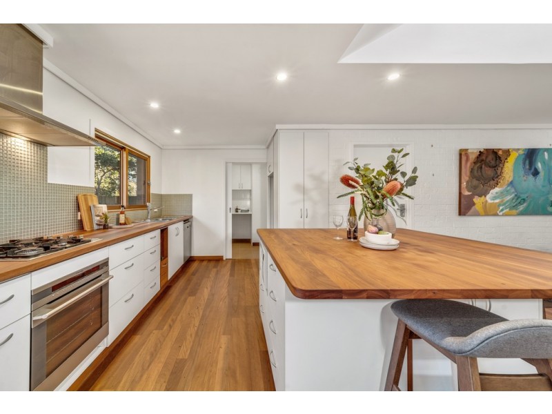 8 Dugdale Street, Cook ACT 2614