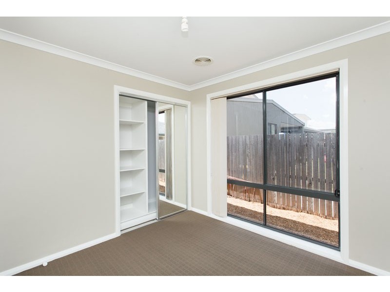 1/18 Jack Ryan Street, Forde ACT 2914