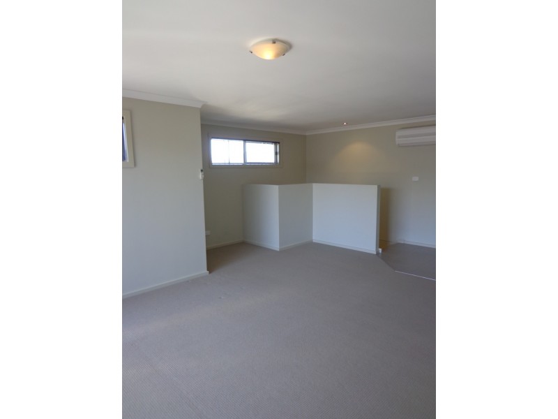 10 Fishlock Lane, Gungahlin ACT 2912