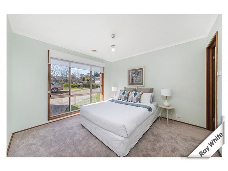 15 Syron Place, Ngunnawal ACT 2913