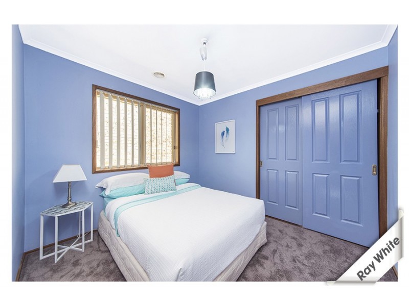 15 Syron Place, Ngunnawal ACT 2913