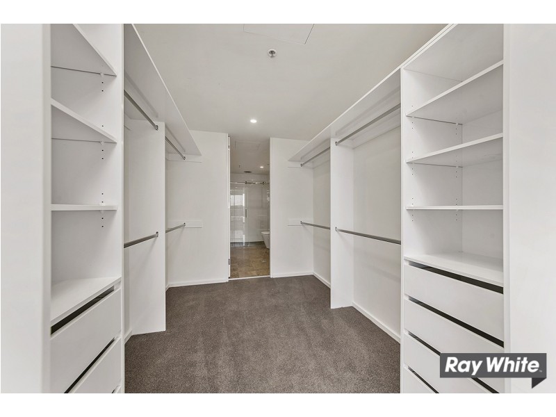 152/45 West Row, City ACT 2601