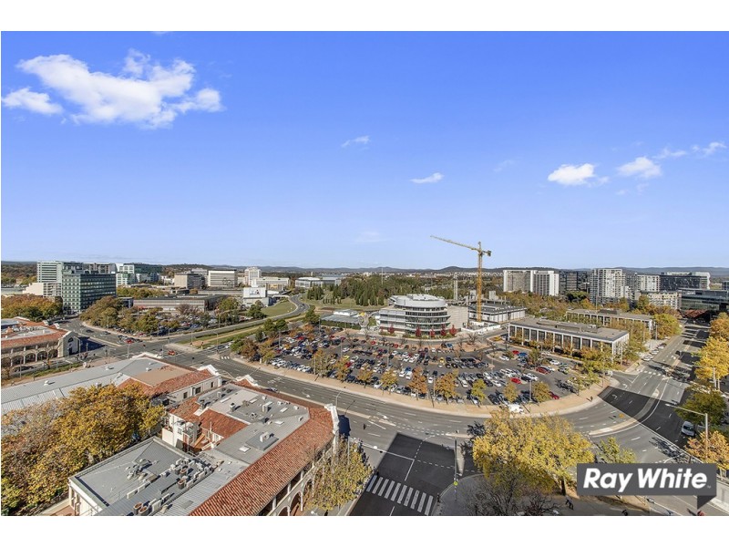 152/45 West Row, City ACT 2601