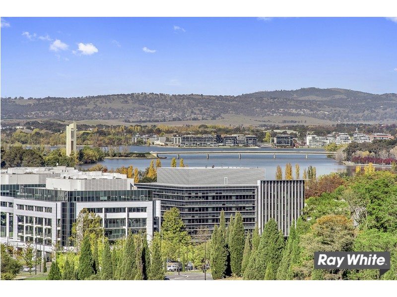 152/45 West Row, City ACT 2601