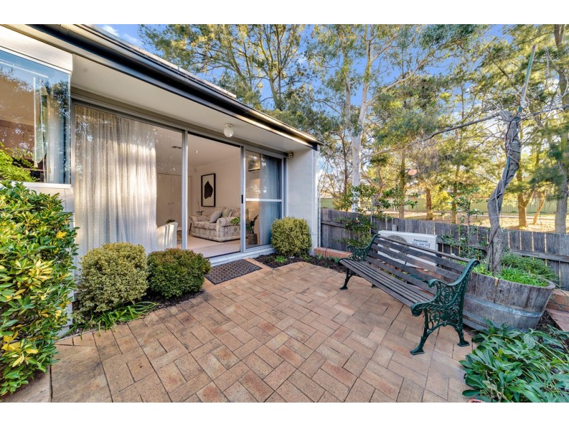 6 Guest Place, Macquarie ACT 2614