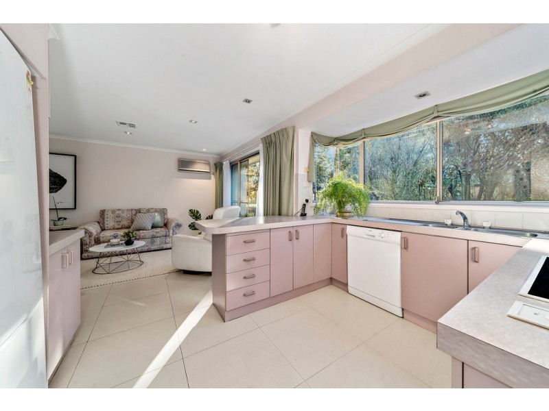 6 Guest Place, Macquarie ACT 2614