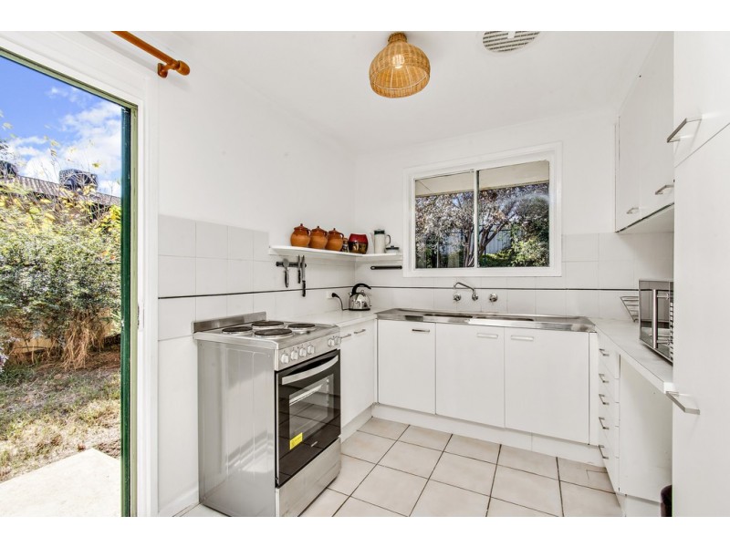 3 Stuckey Place, Charnwood ACT 2615