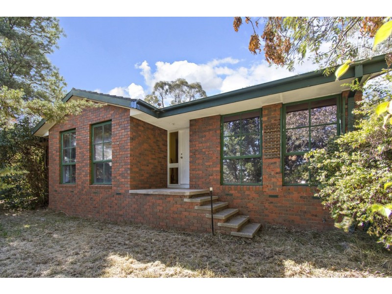 3 Stuckey Place, Charnwood ACT 2615