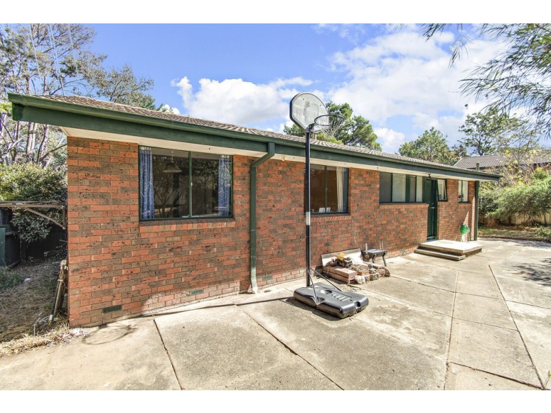 3 Stuckey Place, Charnwood ACT 2615